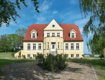 Wohnung im zweiten Obergeschoss des Gutshauses