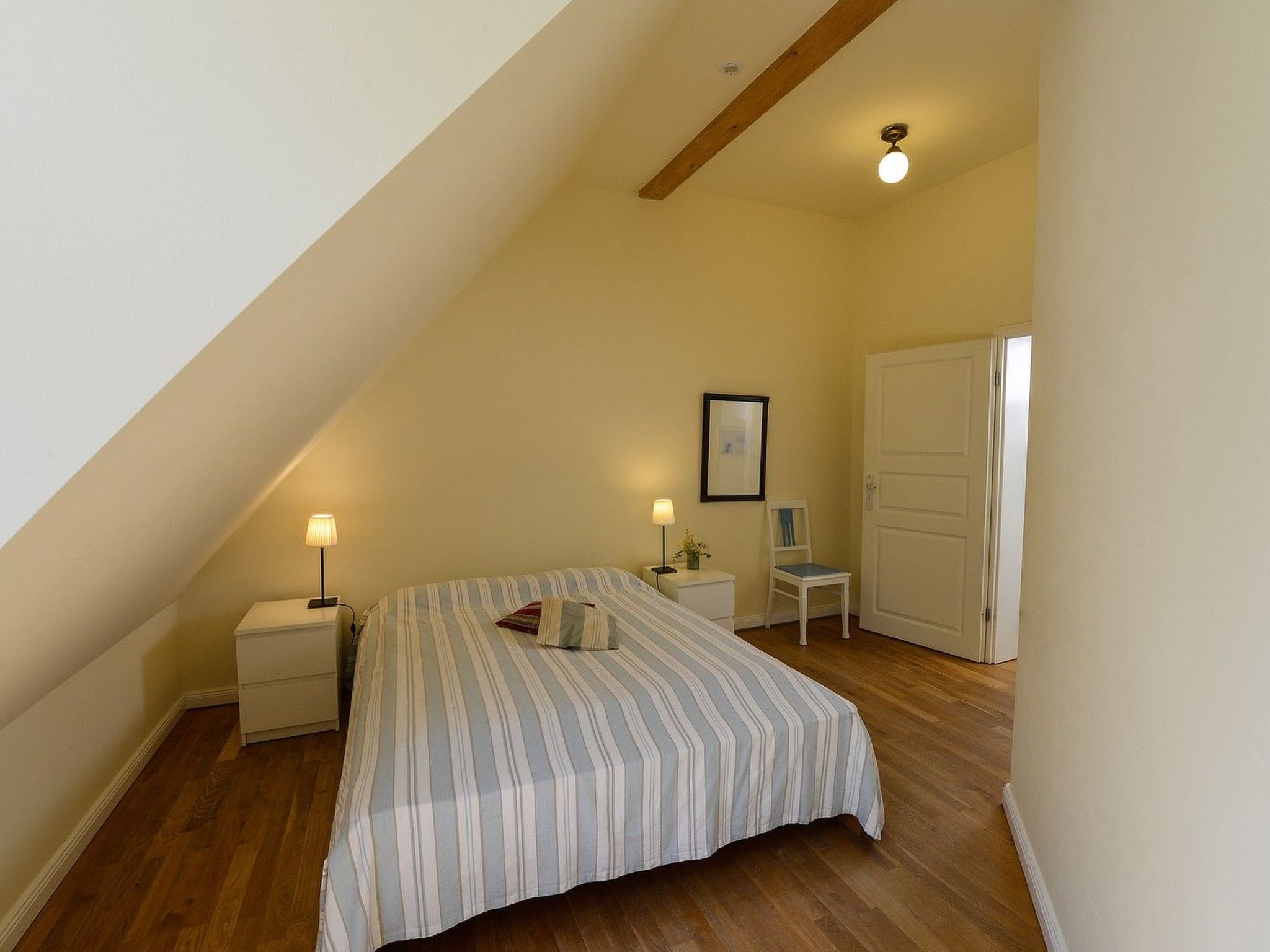 Wohnung im zweiten Obergeschoss des Gutshauses-Dedans