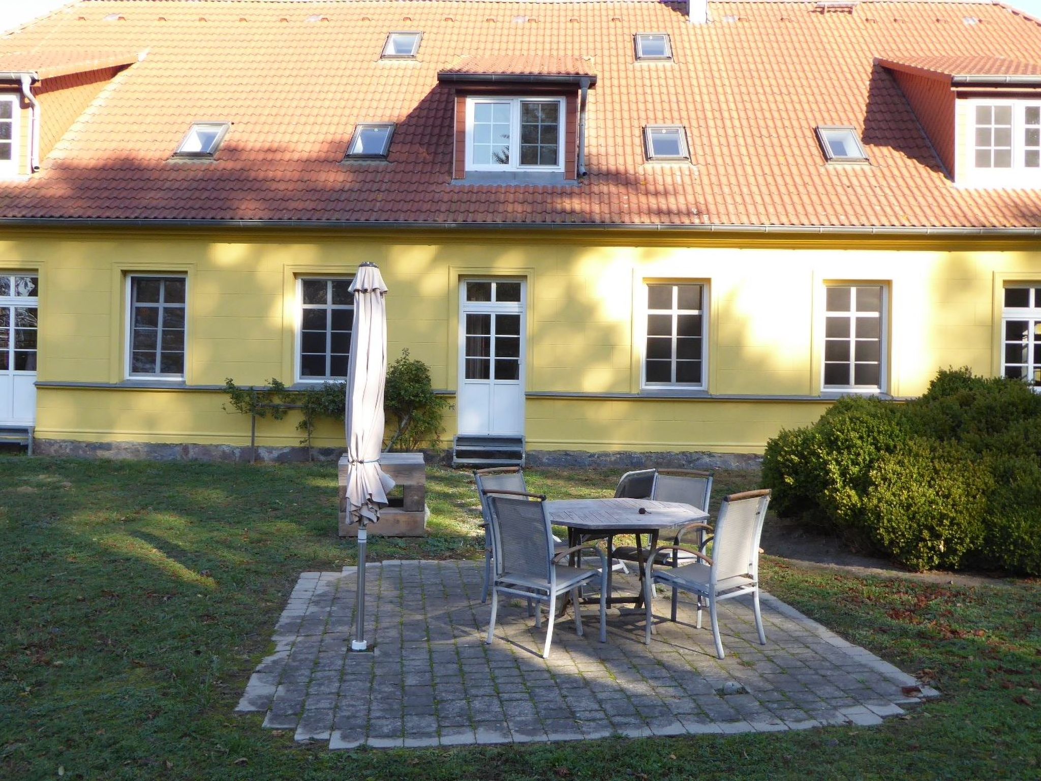 Hochwertige Ferienwohnung in Gingst-Draußen