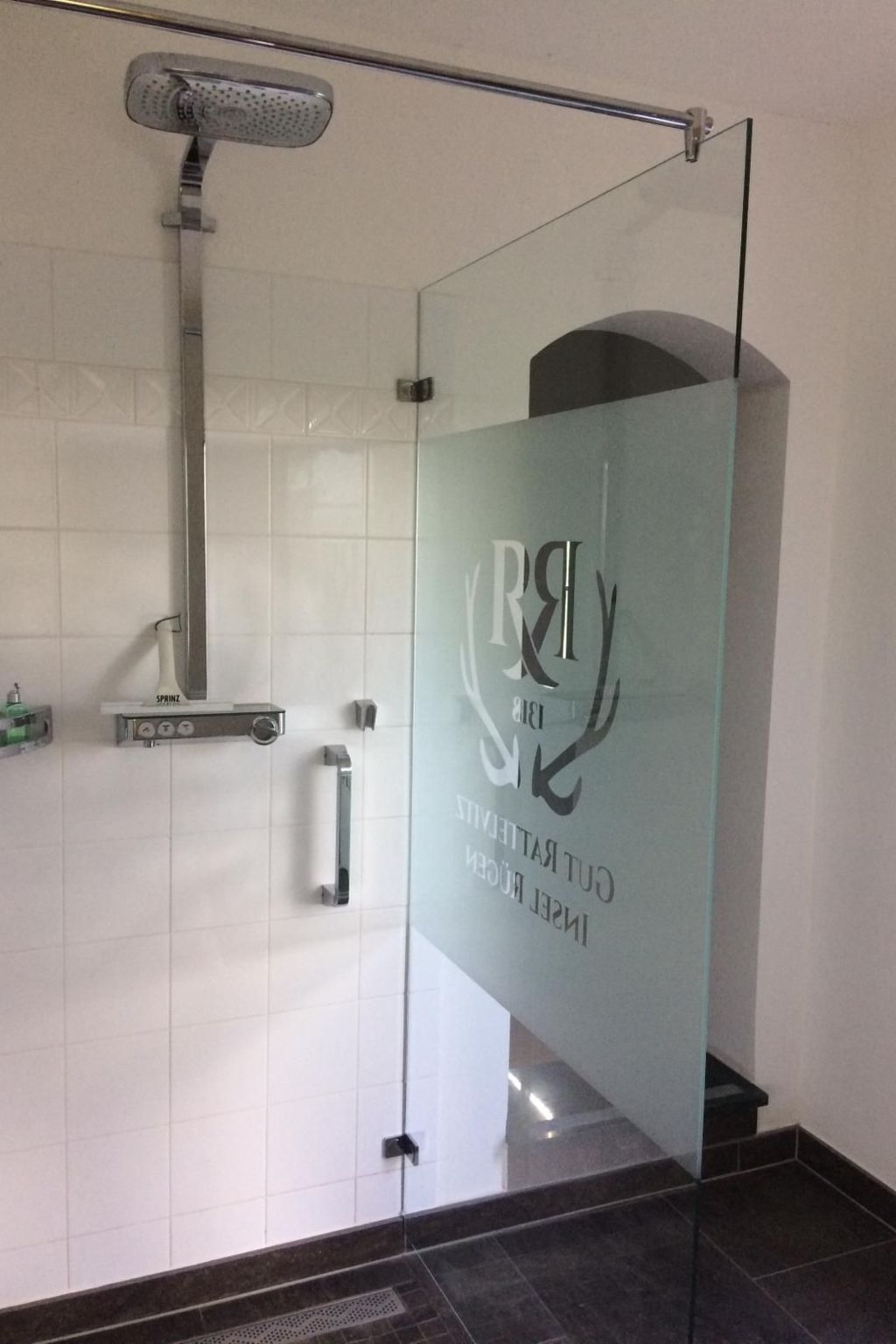 Hochwertige Ferienwohnung in Gingst-Draußen