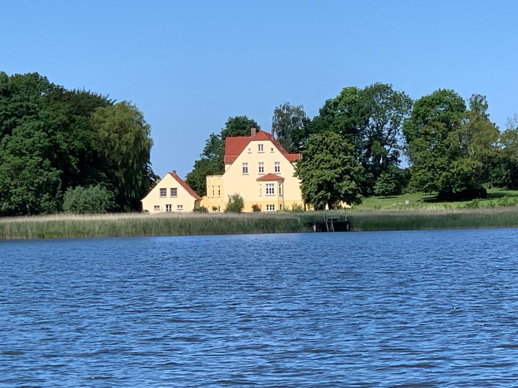 Lejlighed Wohnung im ersten Obergeschoss des Gutshauses Gingst (2)