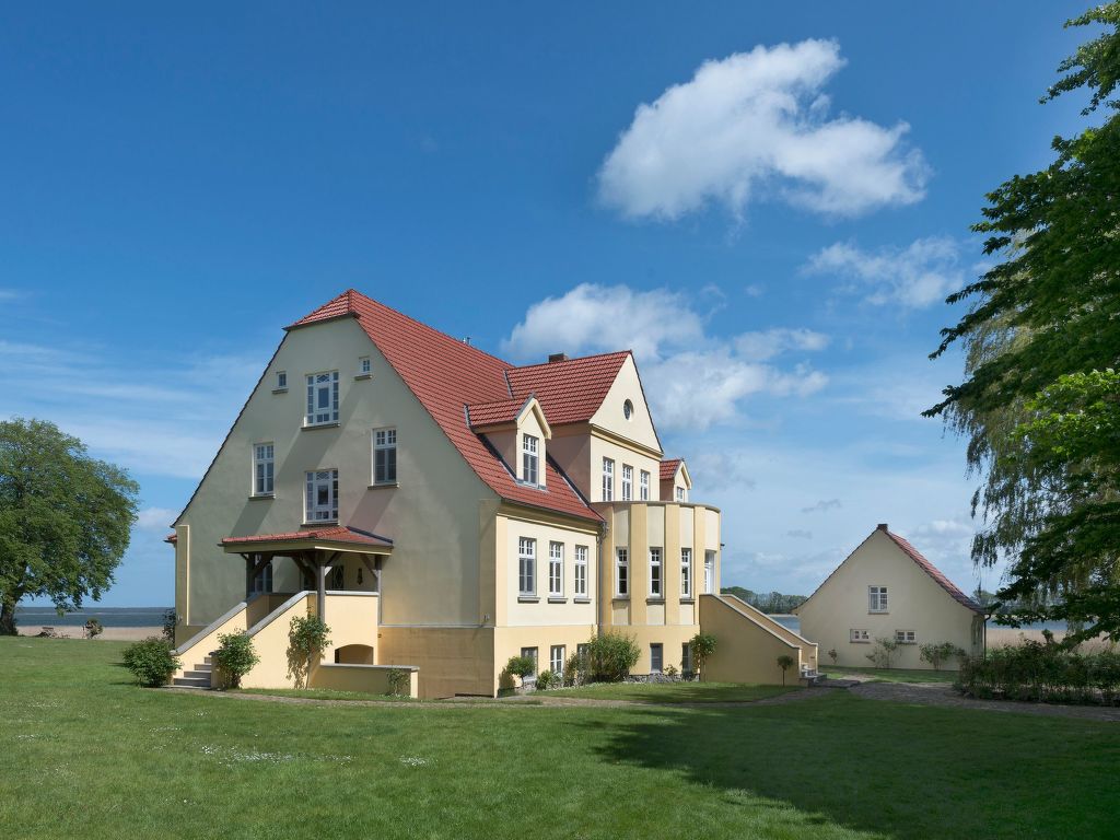 Lejlighed Wohnung im Erdgeschoss des Gutshauses Gingst (1)