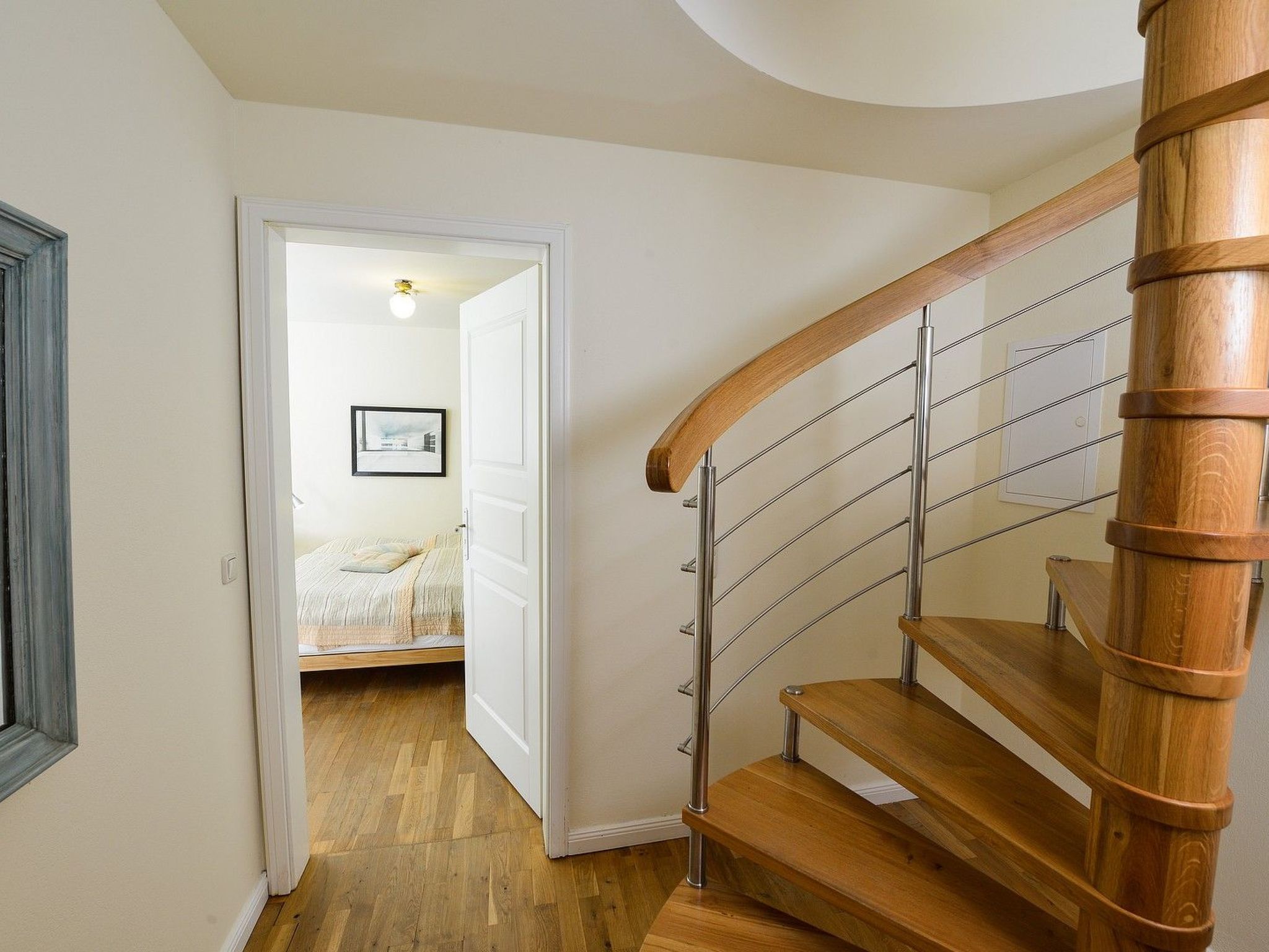 Wohnung im Erdgeschoss des Gutshauses-Dedans