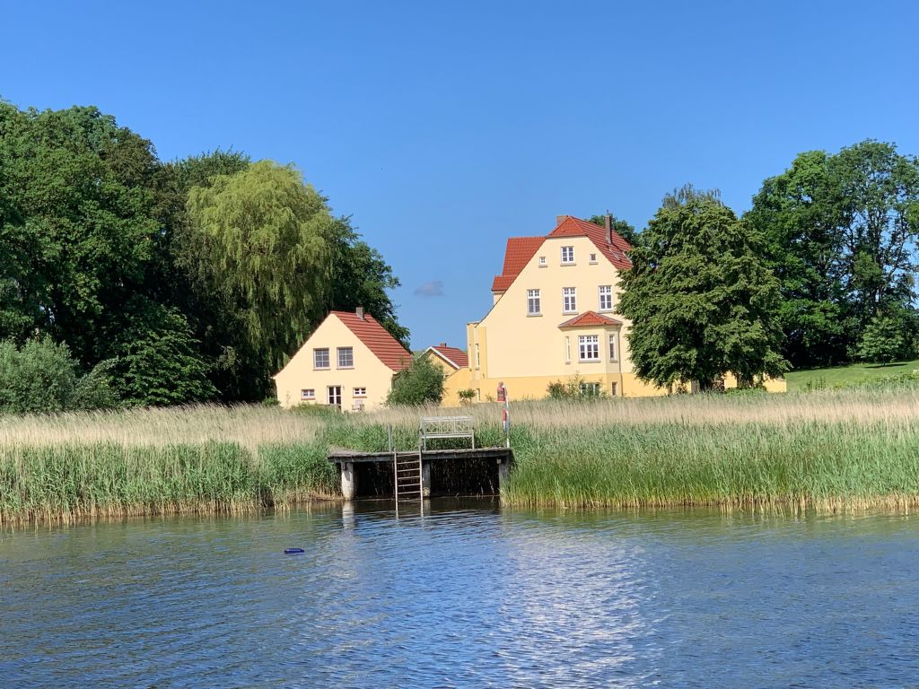 Lejlighed Wohnung in der ersten Etage des Herrenhauses Gingst (2)