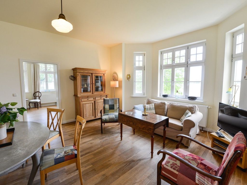 Lejlighed Wohnung in der ersten Etage des Herrenhauses Gingst (4)