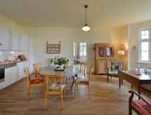 Wohnung in der ersten Etage des Herrenhauses