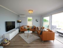 Strandappartement Glowe: 6 pers., 3 slaapkamers, terras op de begane grond - thumbnail 1