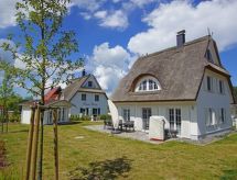 Reet-Hus Hanbutt in Glowe