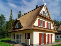 Villa Harmony: Luxe vakantievilla aan zee op Rügen voor 10 personen - thumbnail 2