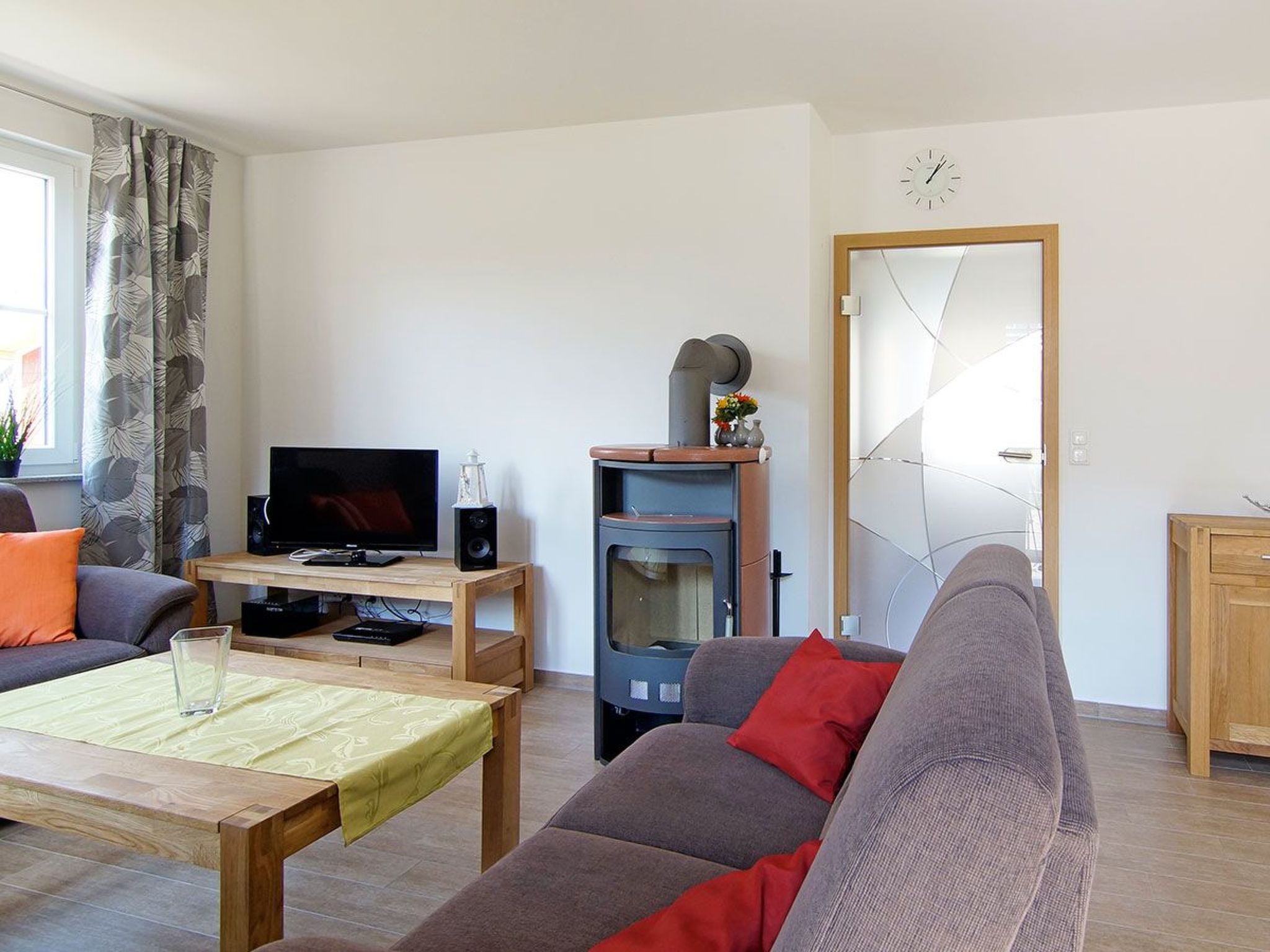 Reethaus Freddy in Glowe-Image-tags.info