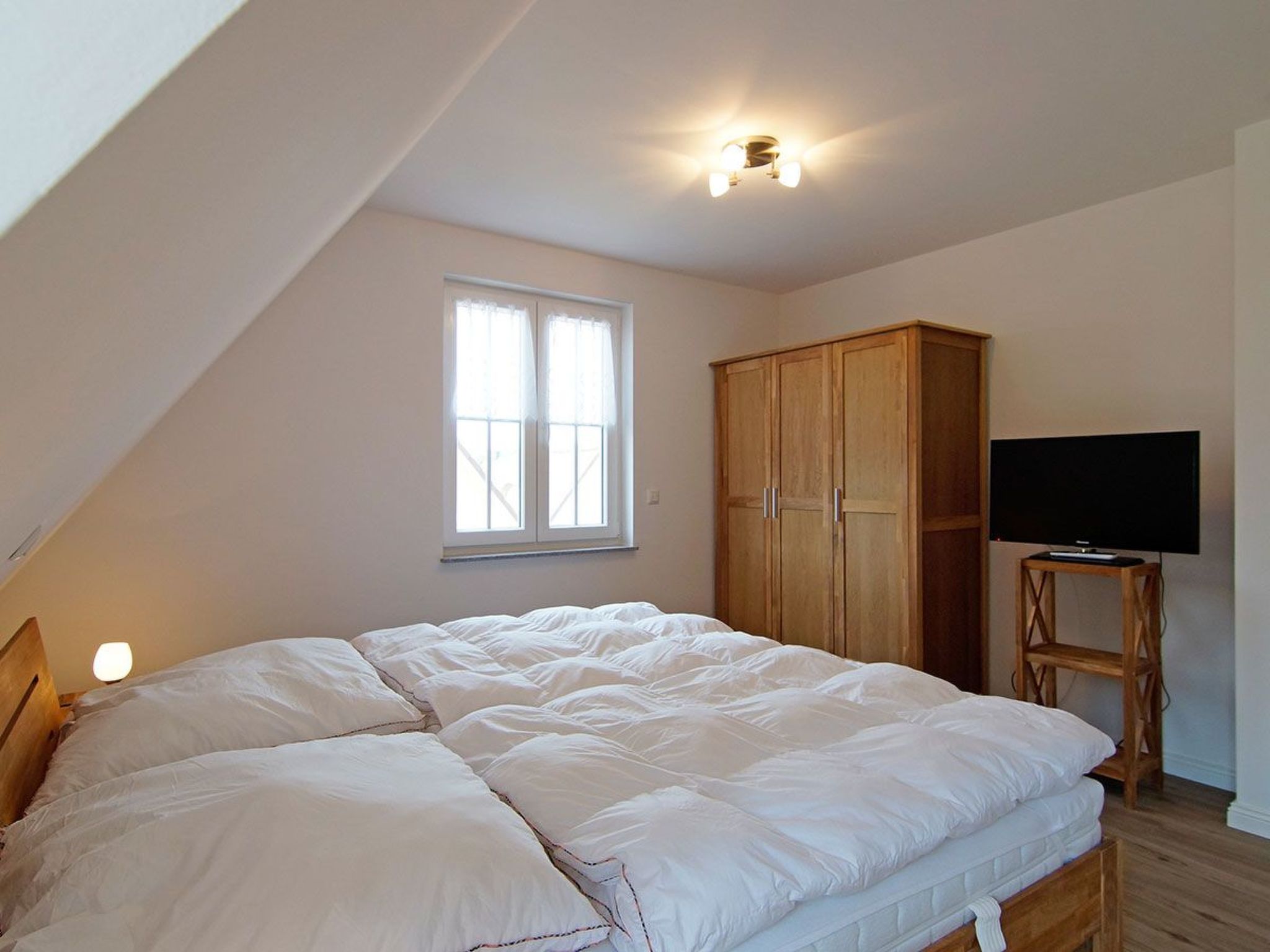 Reethaus Freddy in Glowe-Image-tags.info