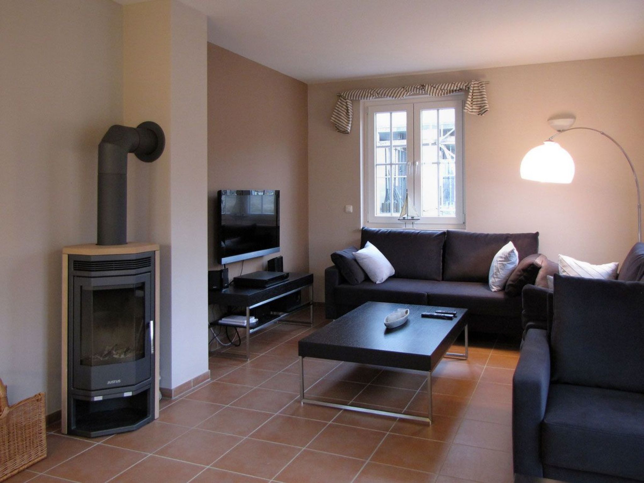 Kapitänshaus in Glowe-Image-tags.info