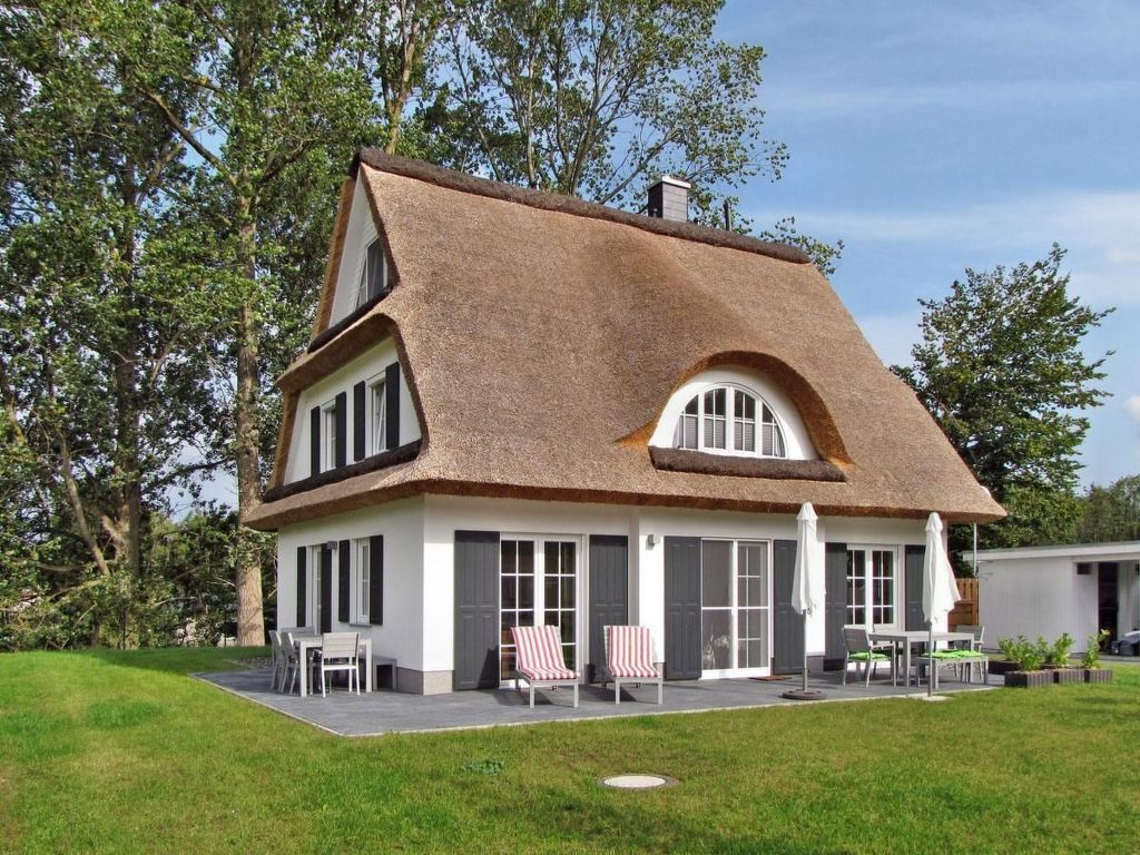 Feriehus mit Garten und Sauna Glowe (1)