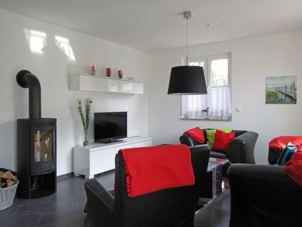 Feriehus mit Garten und Sauna Glowe (3)