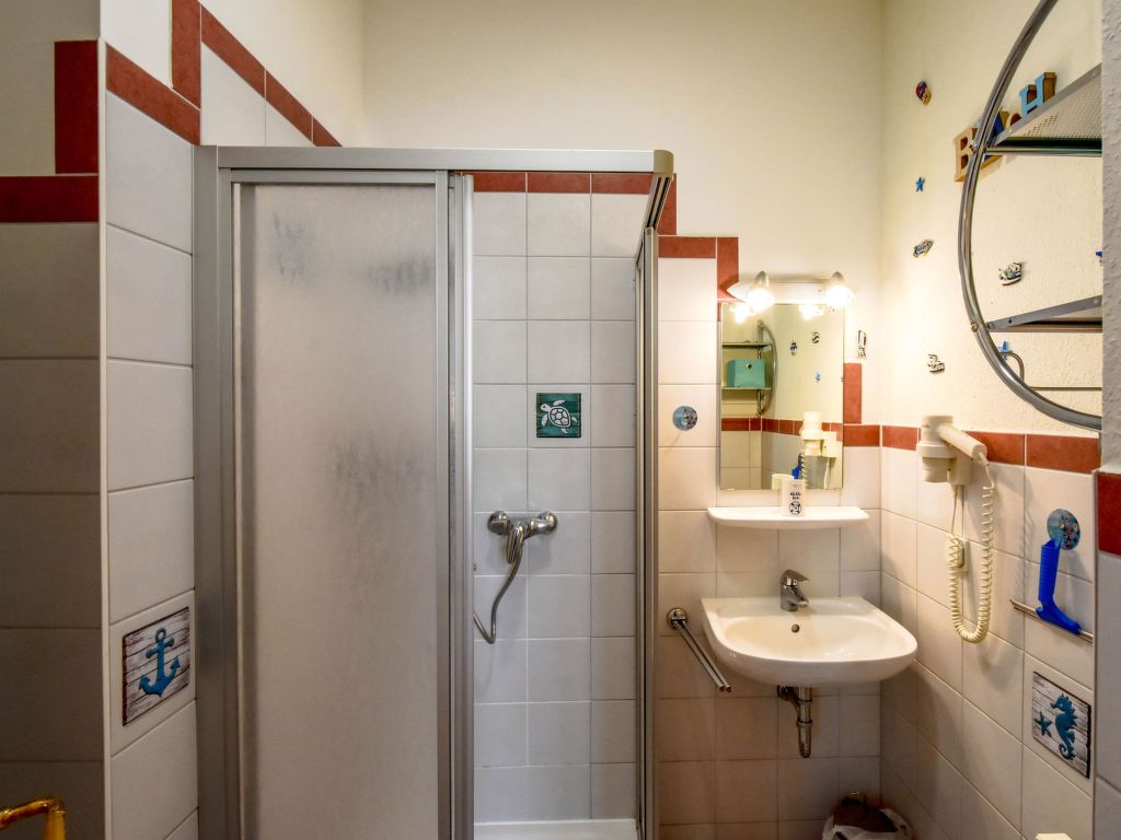 Lejlighed Strandnahe Ferienwohnung Lehrer Lämpel Nr. 1 Glowe (6)