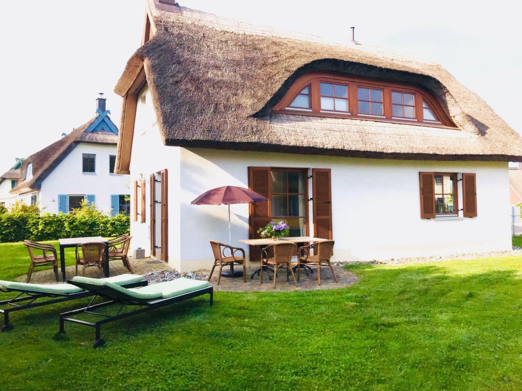 Feriehus Reethaus Santa Maria Glowe (5)