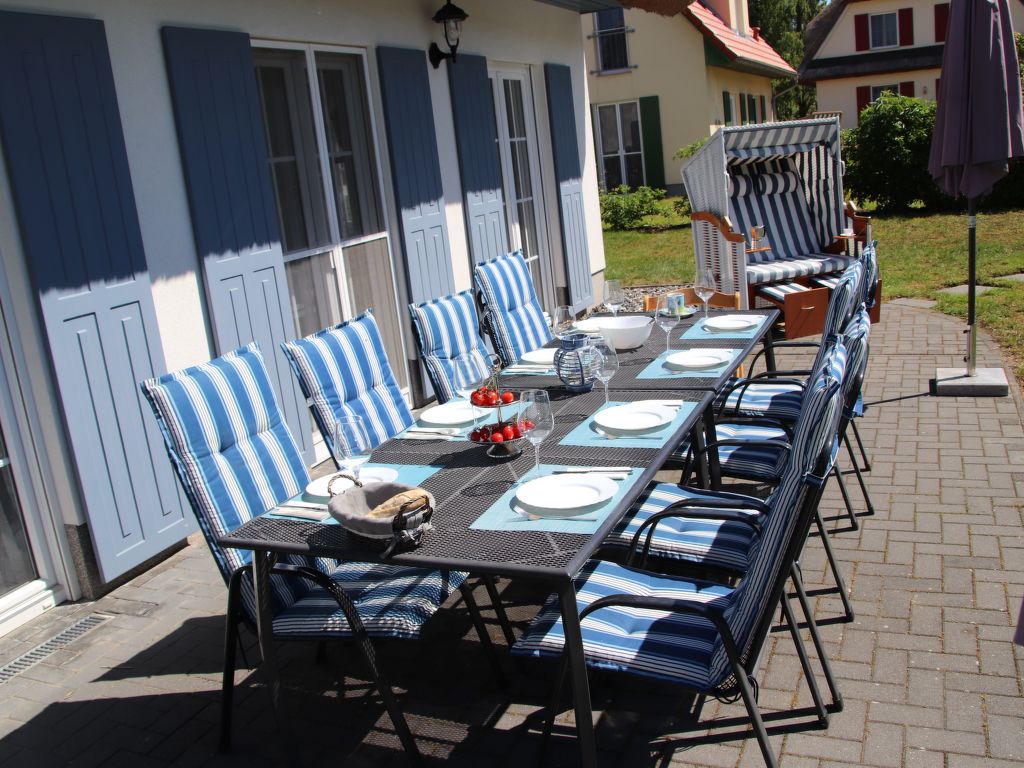 Feriehus mit Garten, Sauna, Kamin und Whirlpool Glowe (7)
