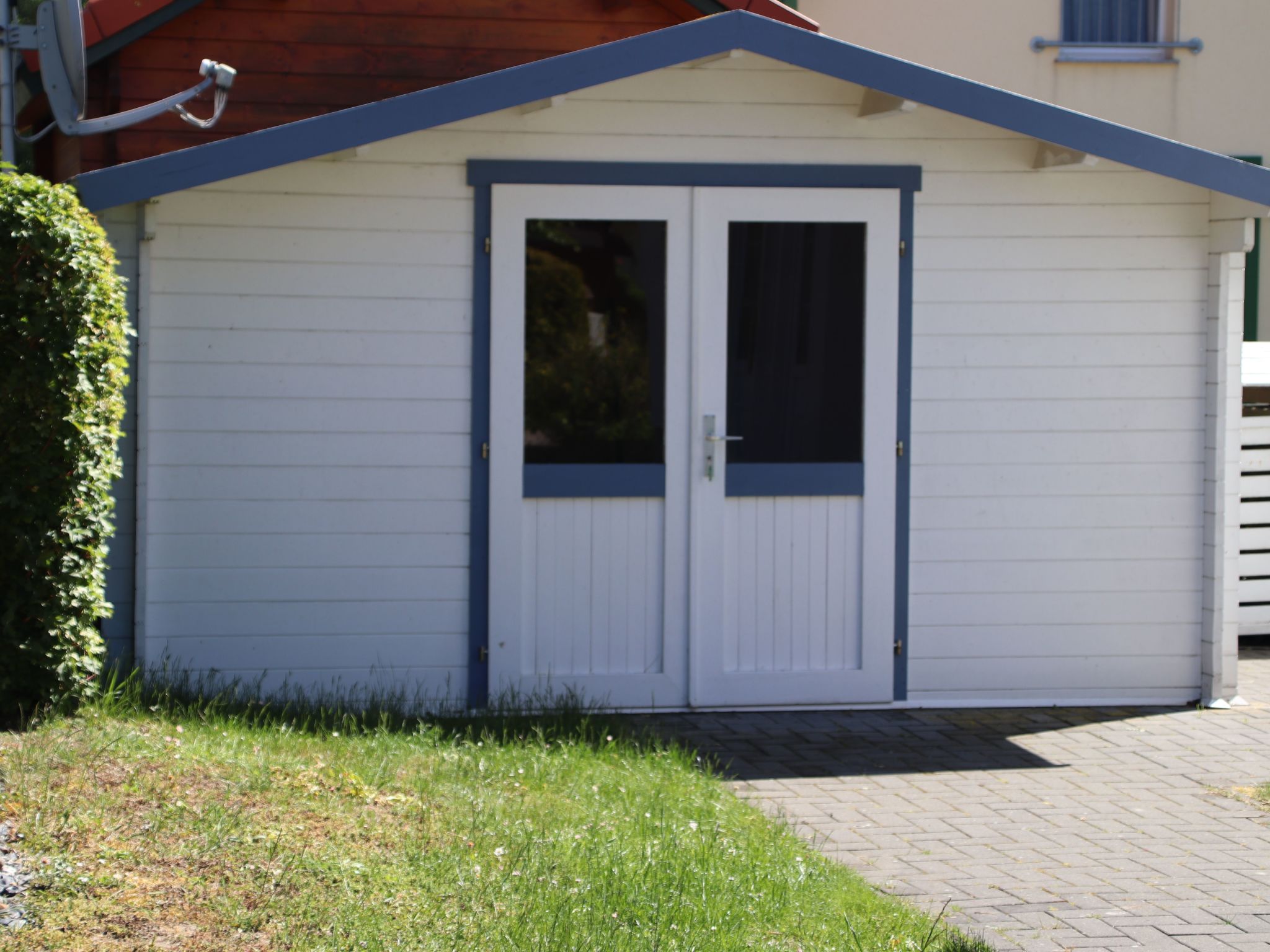 Mit Garten, Sauna, Kamin und Whirlpool-Binnen