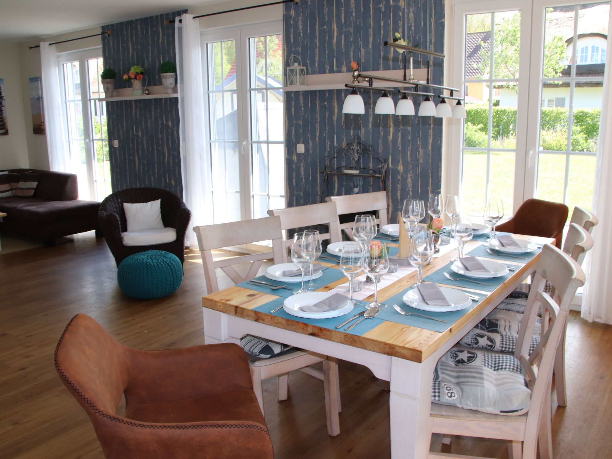 Mit Garten, Sauna, Kamin und Whirlpool-Binnen