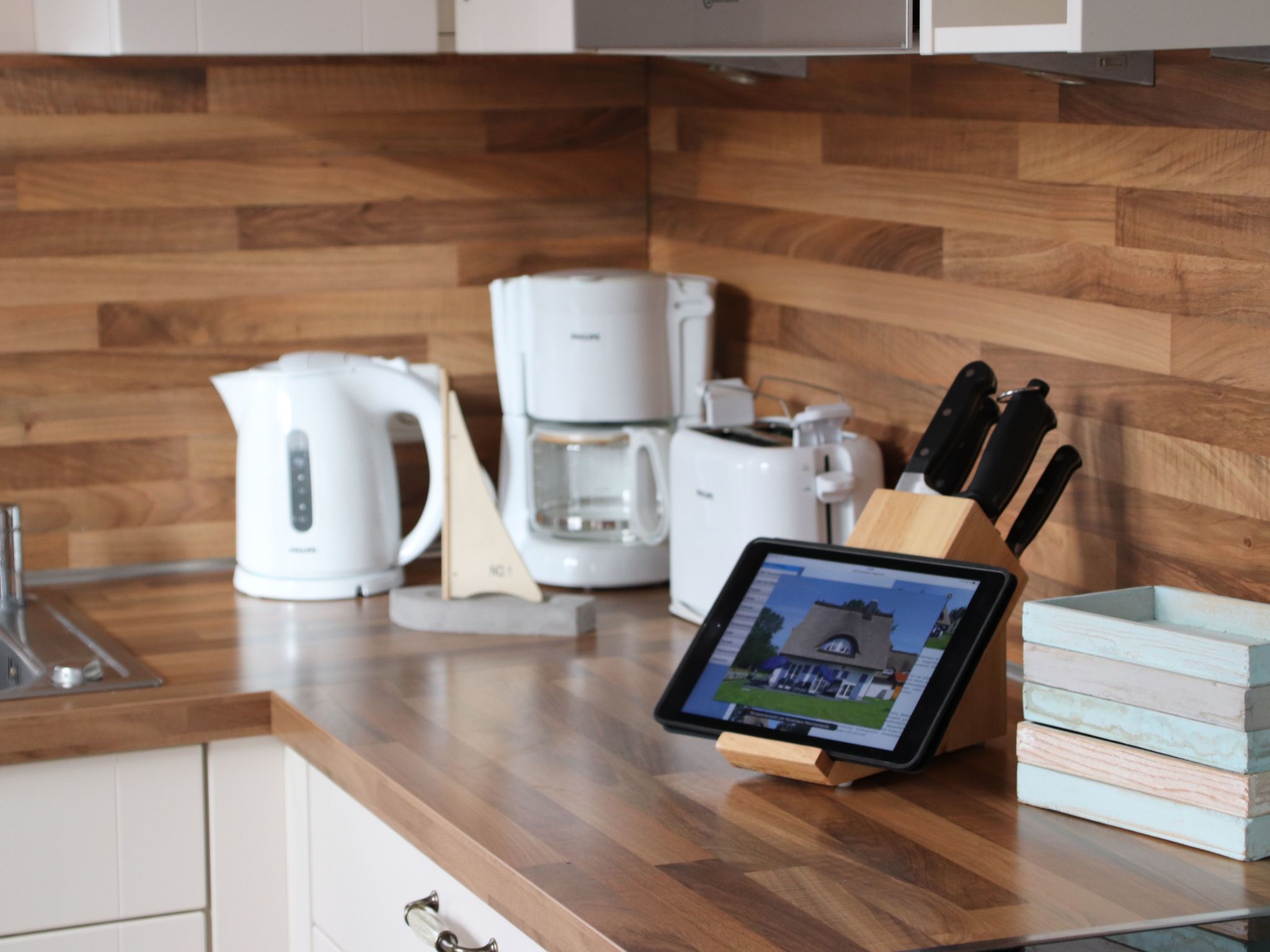 Mit Garten, Sauna, Kamin und Whirlpool-Binnen