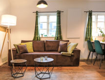 Historisch appartement aan het meer in Mirow met sauna en tuin - thumbnail 1