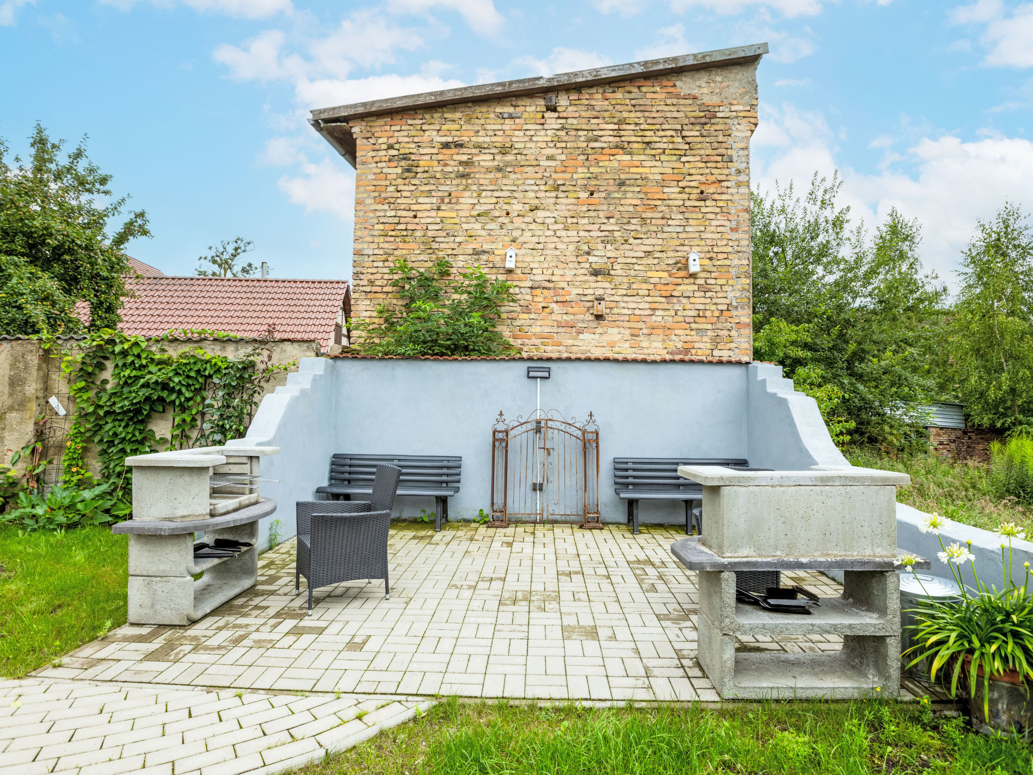 Historische Stadtresidenz-Buiten