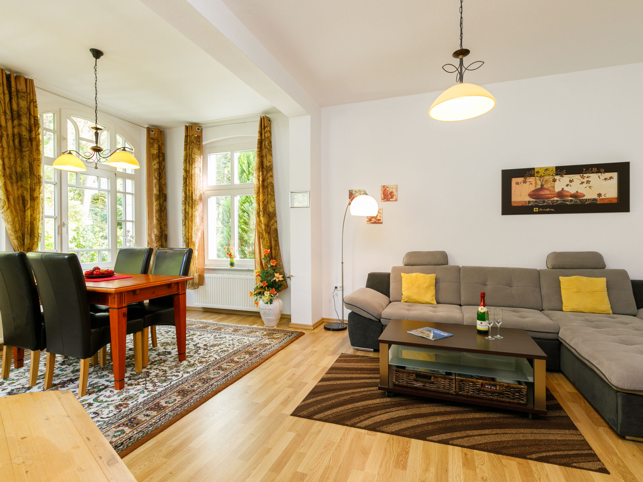 Kitchen / Dining Room