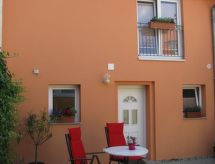 Moderne Wohnung mit Terrasse in zentraler Lage