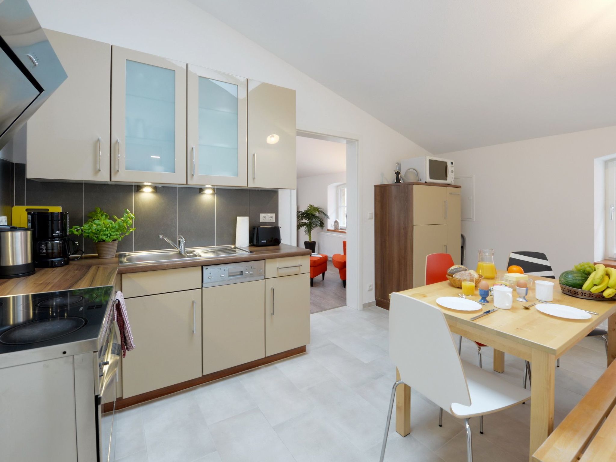 Für 6 Personen ca. 85 m&sup2; in Stralsund, Norddeutschland (Mecklenburg-Vorpom-Image-tags.info