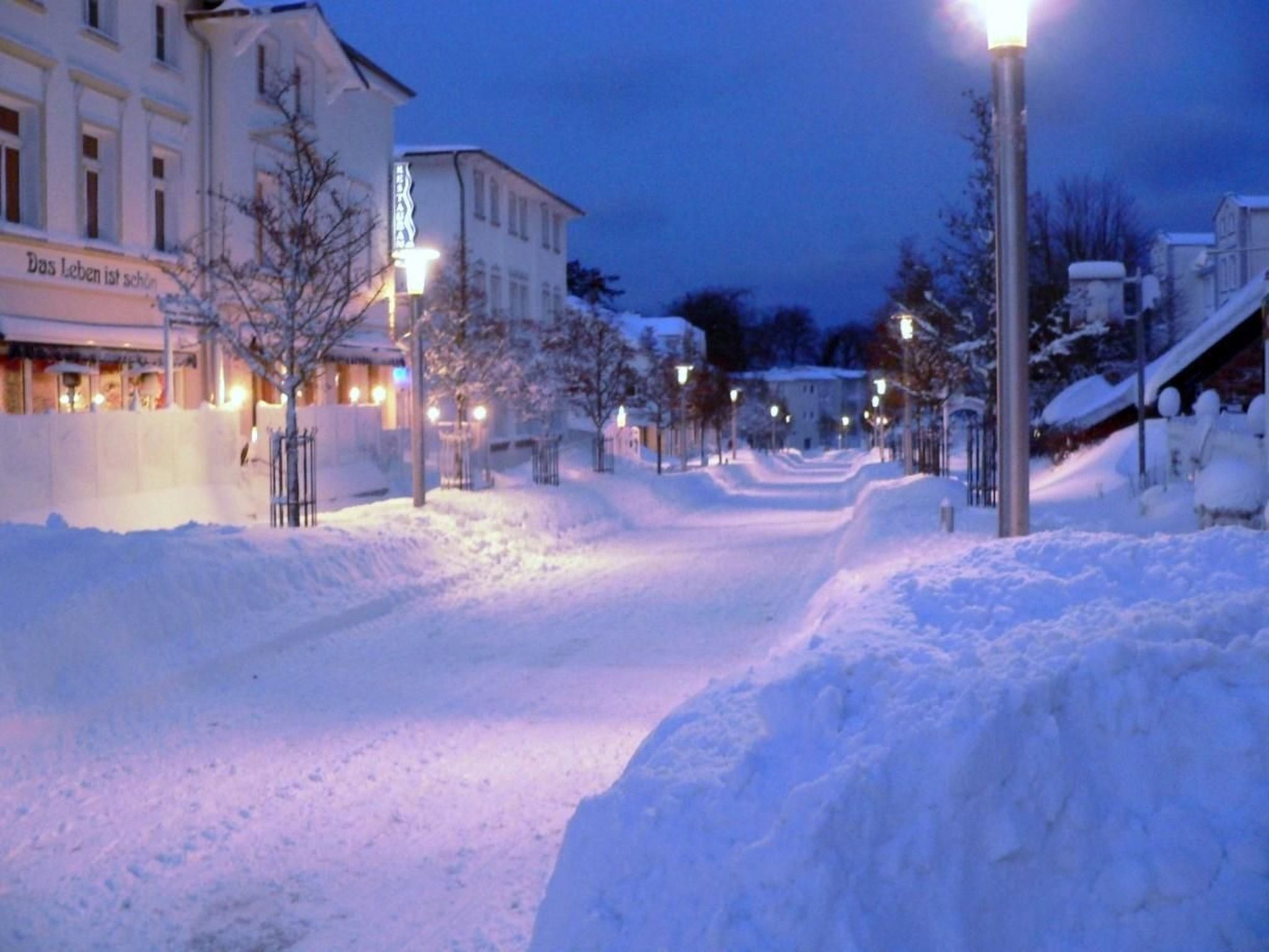 Mit Sauna und Schwimmbadnutzung-Binnen