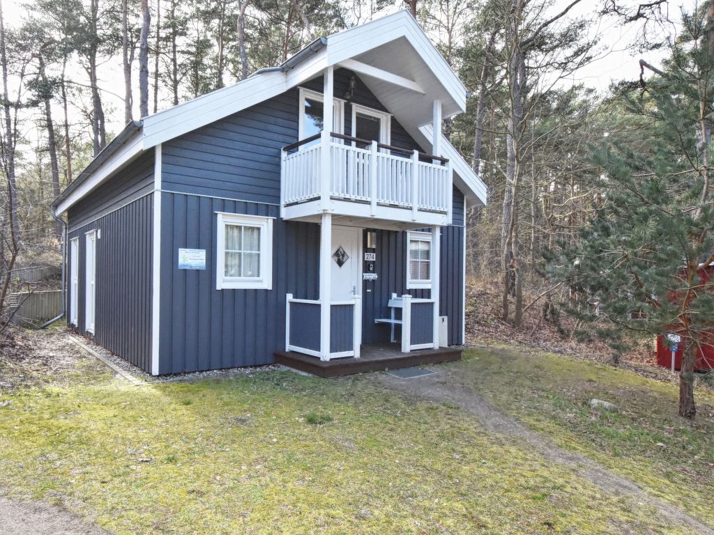 Feriehus Ostseeblick mit Whirlpool und Kamin Baabe (1)