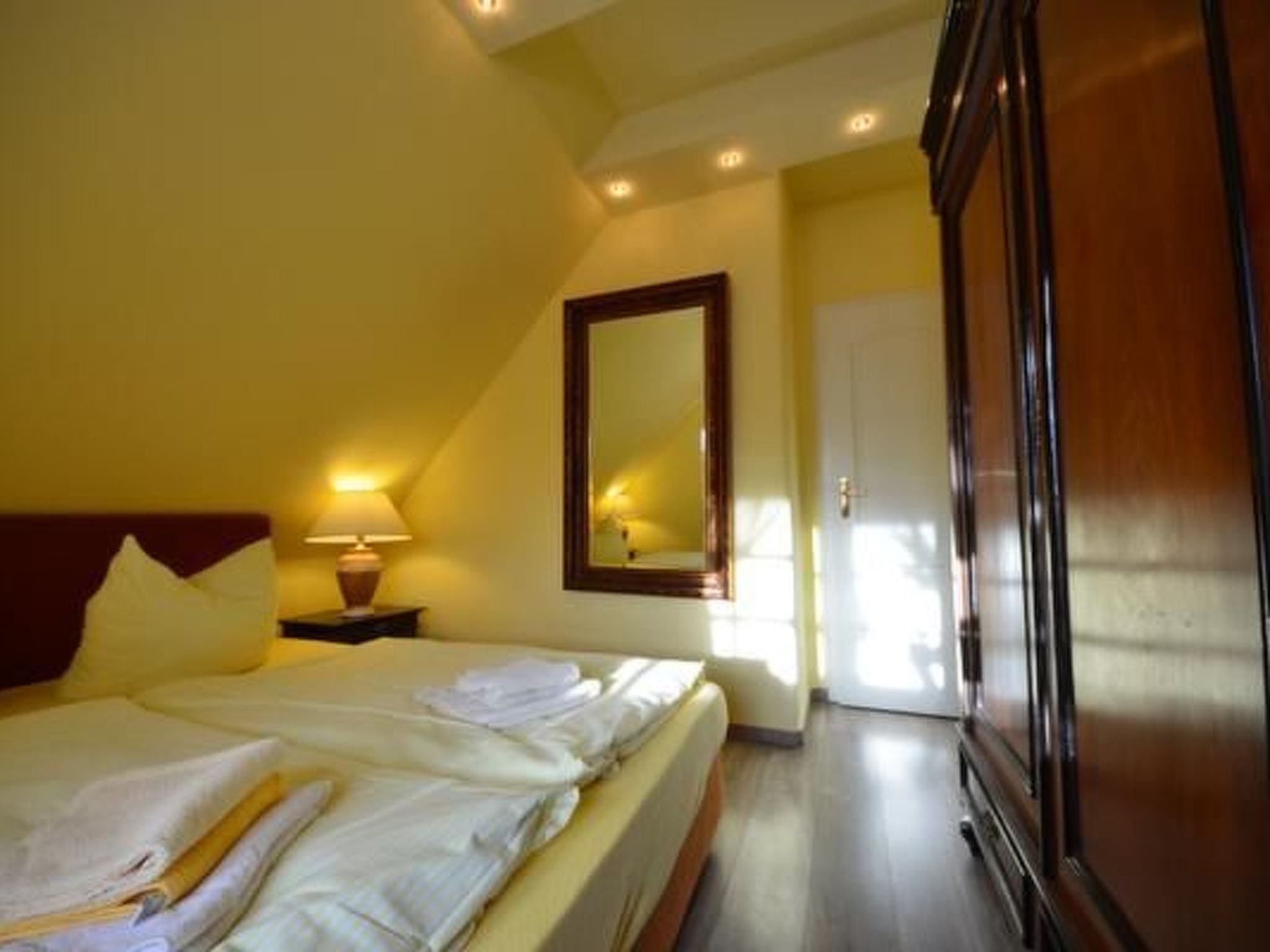 Bel Monte mit Garten und Terrasse-Binnen