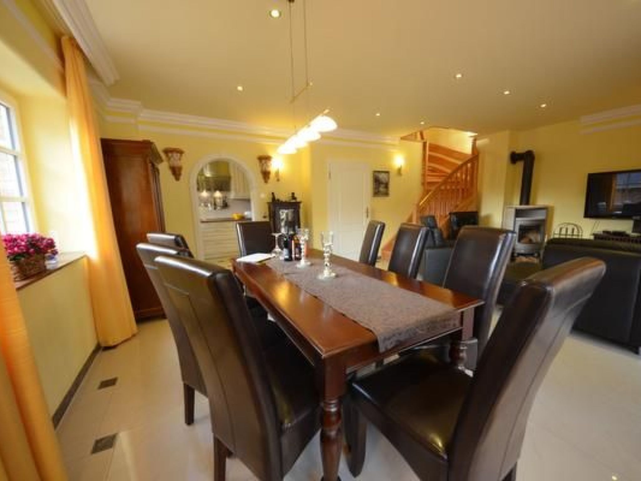 Bel Monte mit Garten und Terrasse-Binnen