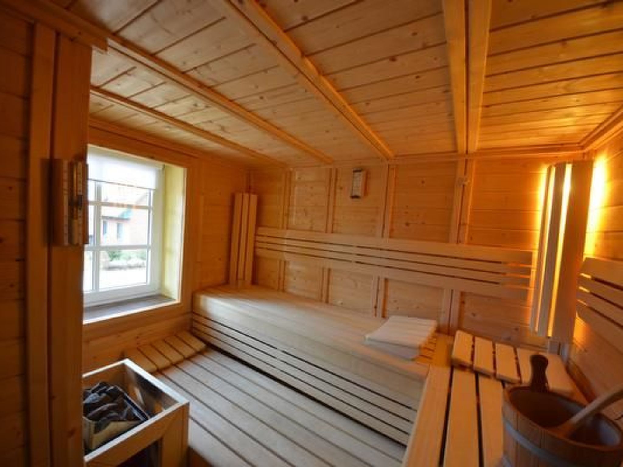 Bel Monte mit Garten und Terrasse-Binnen