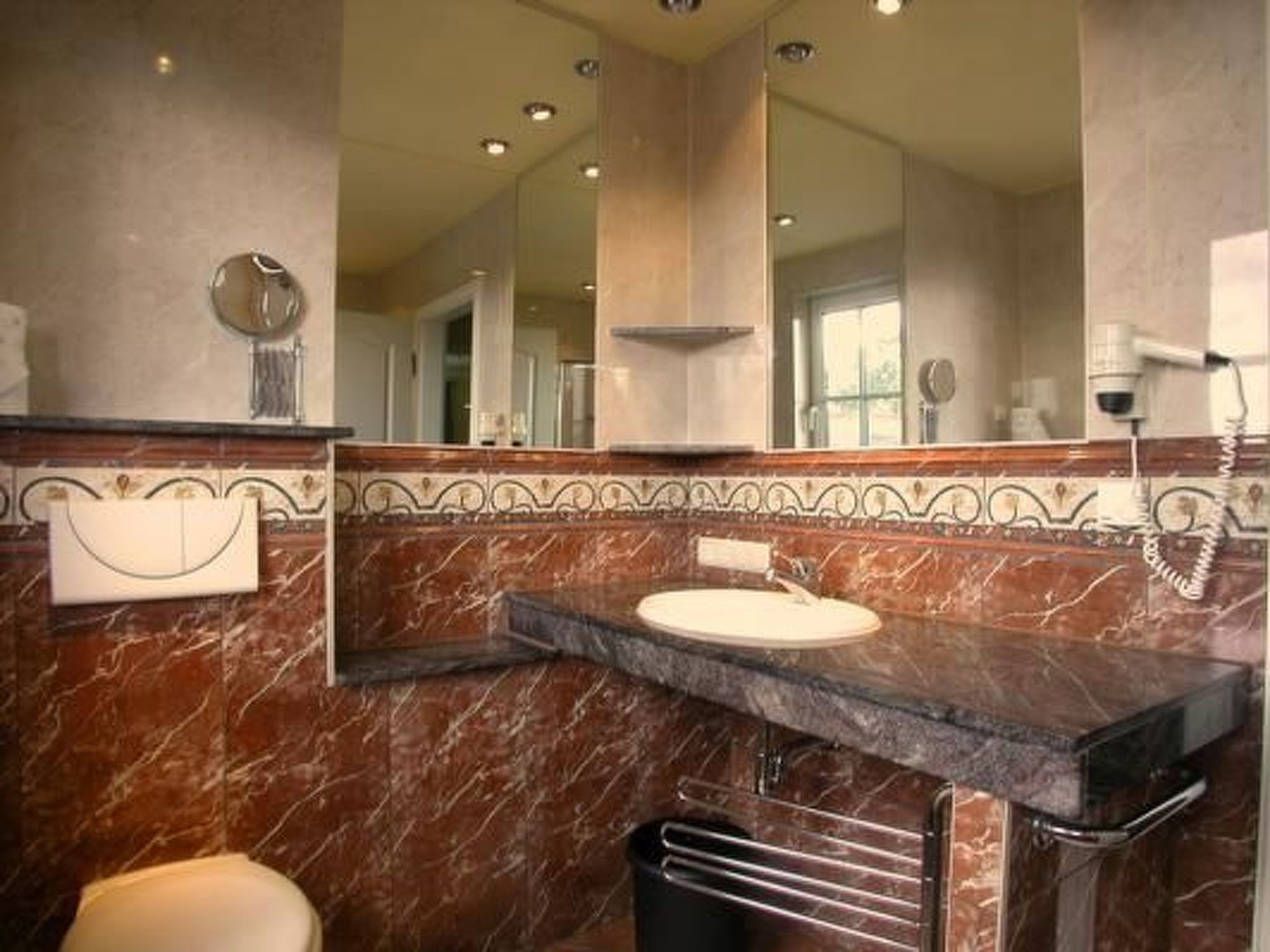 Haus Seeadler-Drinnen