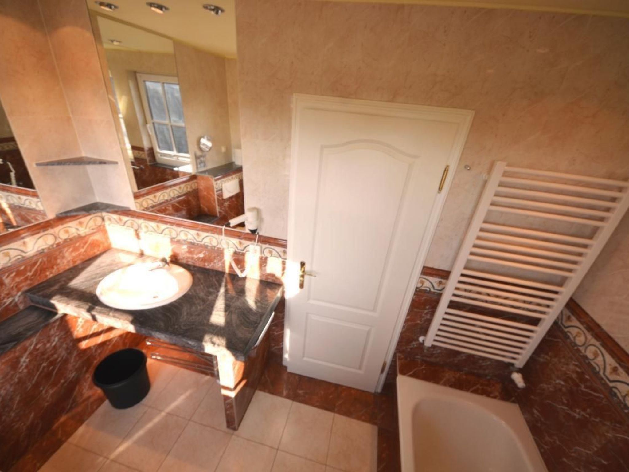 Haus Seeadler-Drinnen