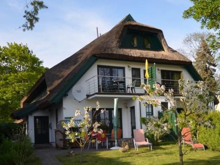 Op 500m van het meer: Rustgevend vakantiehuis Sturmhaube in Baabe in Baabe