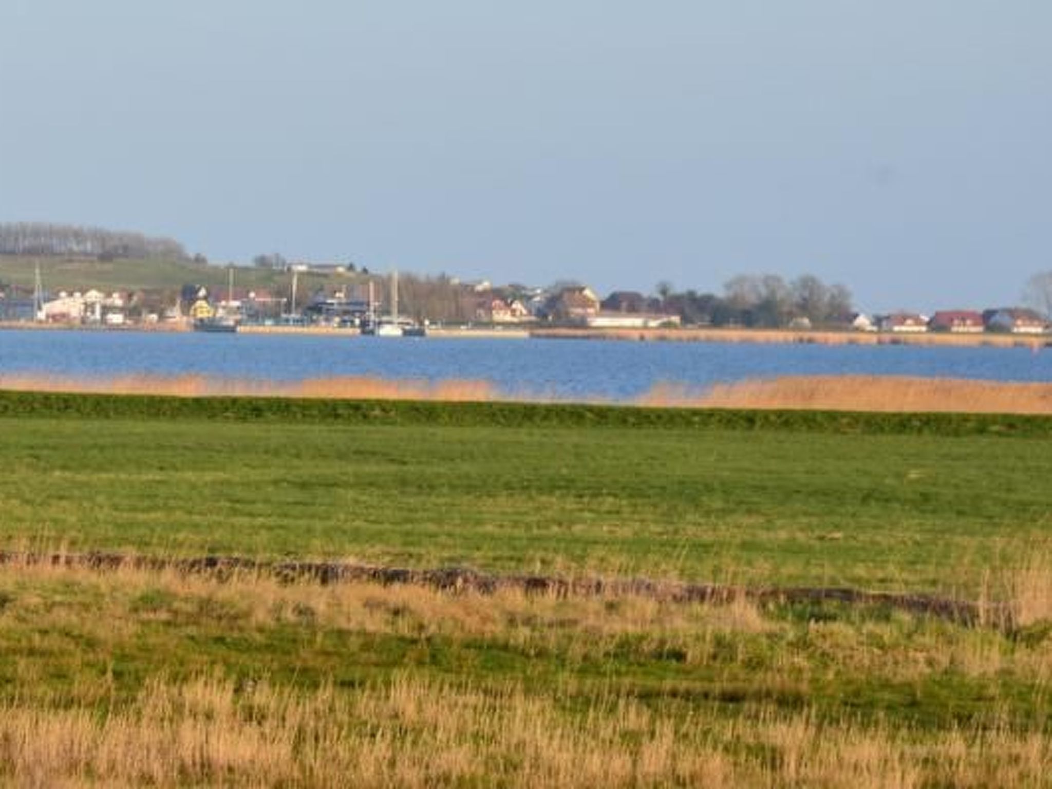 Wunderschönes Appartement mit Garten und Terrasse-Binnen