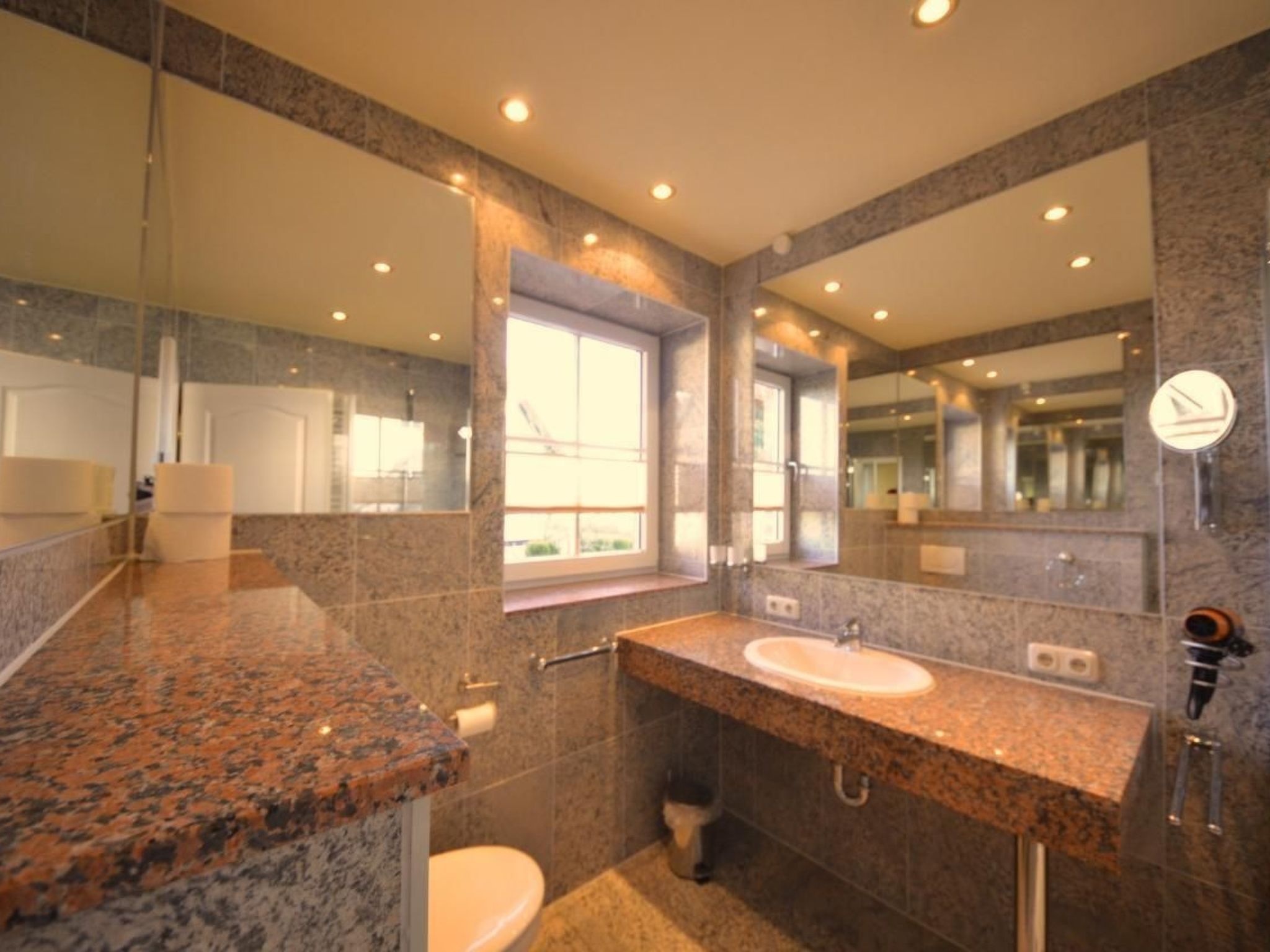 Wunderschönes Appartement mit Garten und Terrasse-Binnen