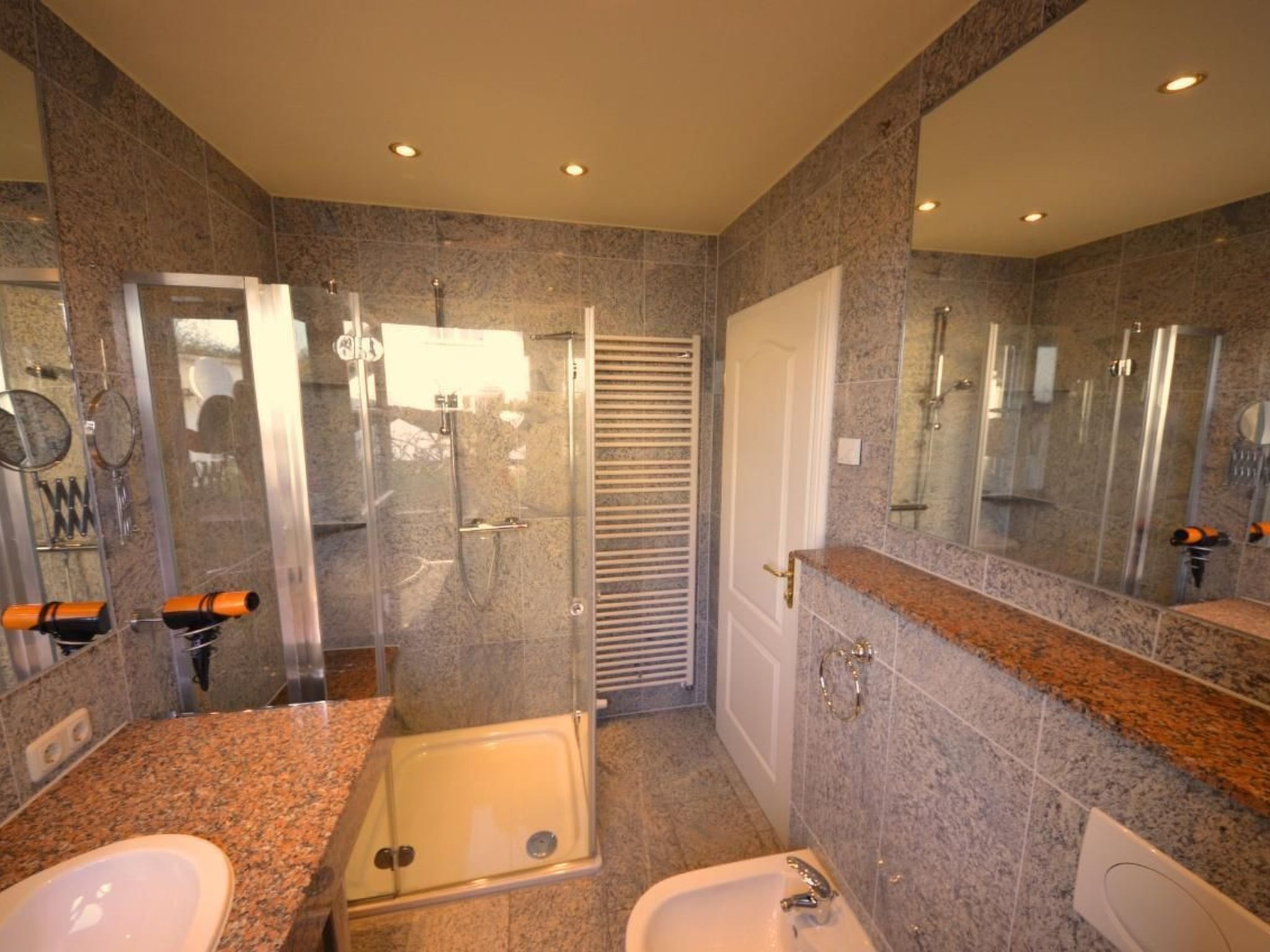 Wunderschönes Appartement mit Garten und Terrasse-Binnen