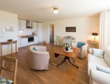 Wohnung im Erdgeschoss des Herrenhauses