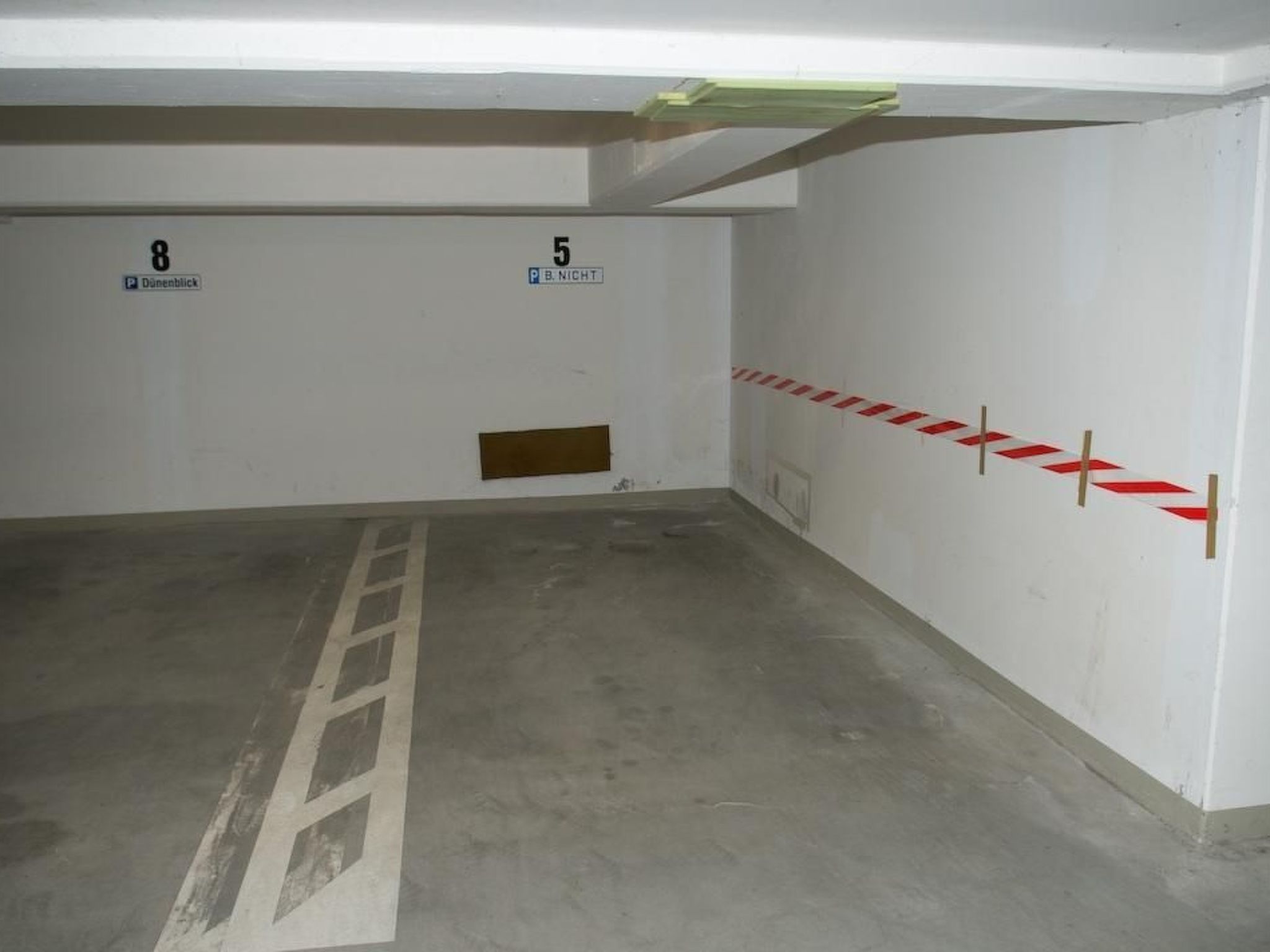 Mit Blick auf das Wasser-Inside