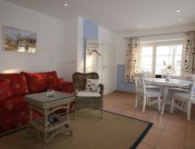 Landhaus "To Hus" - Fewo Maraike mit Garten
