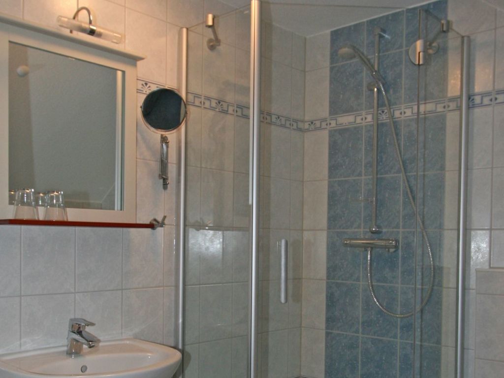 Lejlighed Landhaus "To Hus" - Fewo Gödeke mit Balkon Baabe (8)