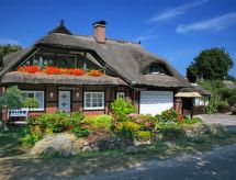 Landhaus "To Hus" - Fewo Gödeke mit Balkon