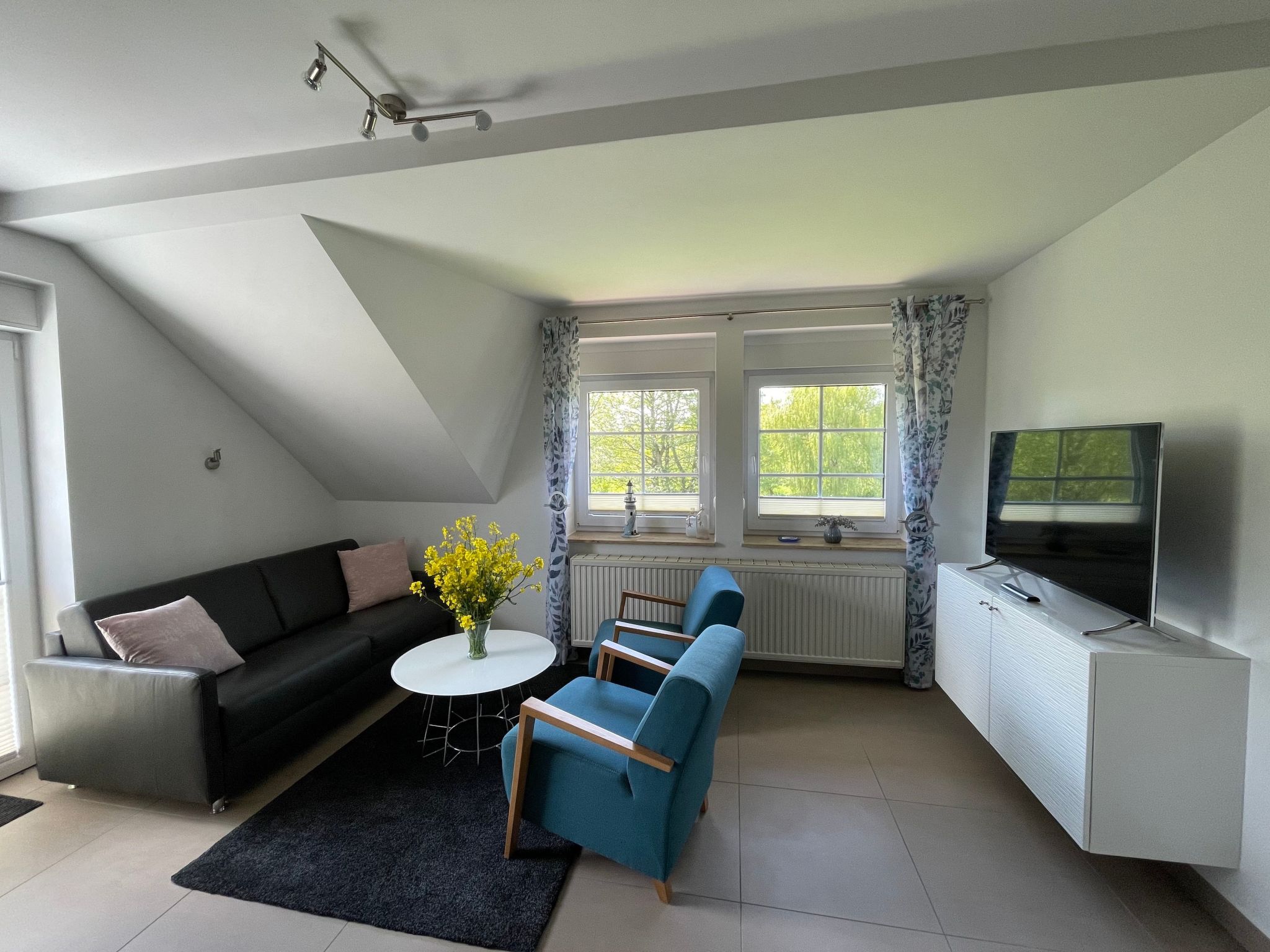 Appartement mit Balkon-Image-tags.info