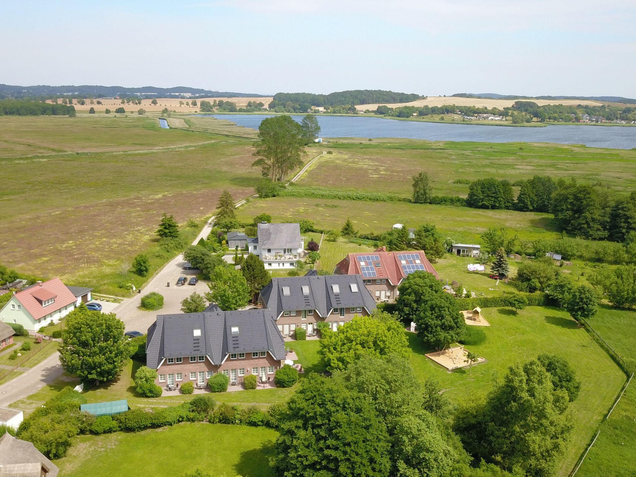 Studio-Appartement mit Terrasse-Image-tags.info