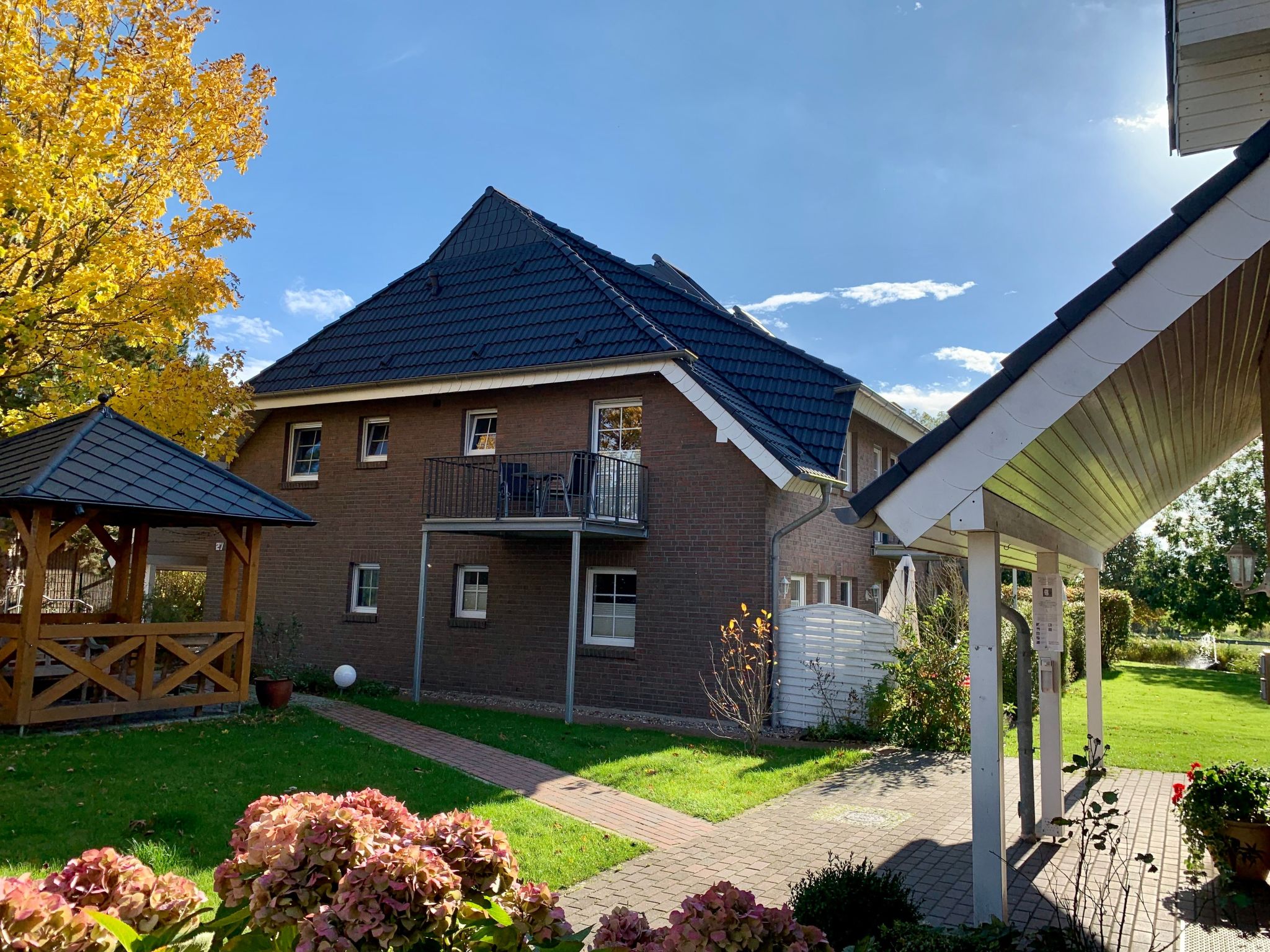 Mit Balkon-Image-tags.info