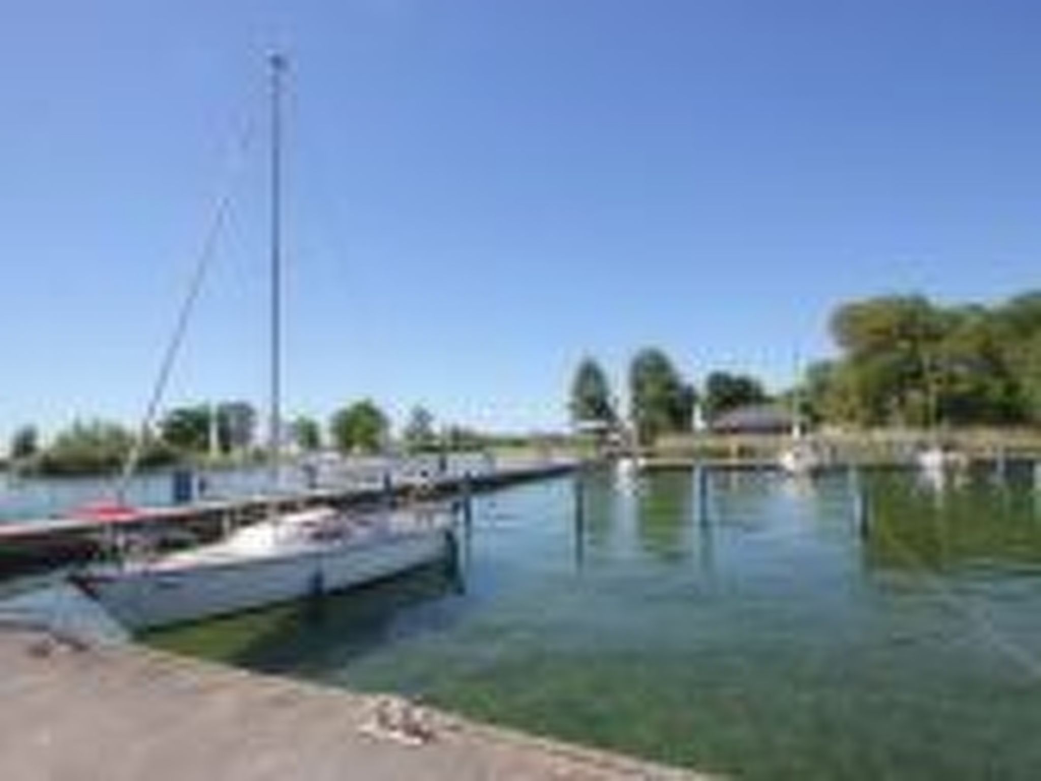 Haus Lotti an der Oktogonkirche-Binnen