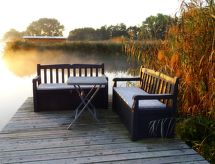Dakappartement aan het meer met eigen tuin en weids uitzicht in Ludorf - thumbnail 1